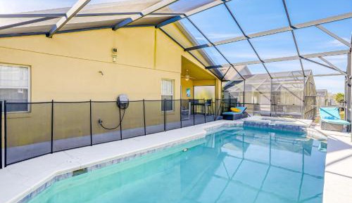 Four bedroom holiday home 