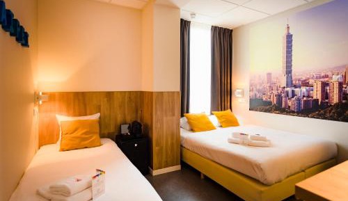 Small Triple Room (including free parking)