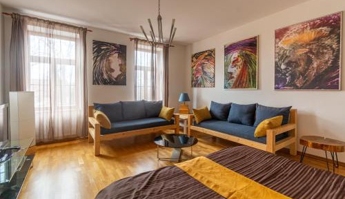Deluxe Apartment