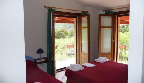 Basic Triple Room