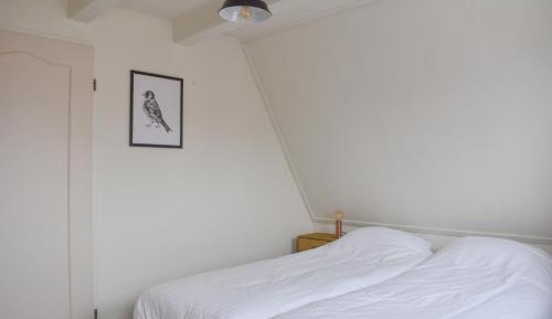 One-Bedroom Standard Apartment