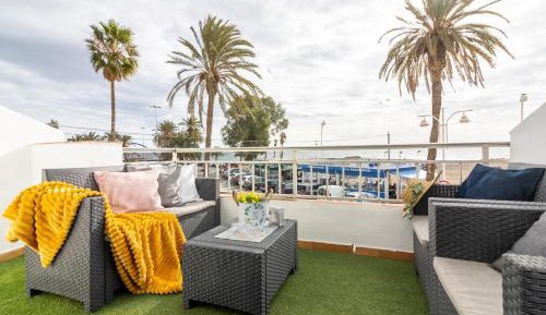 Apartment with Sea View