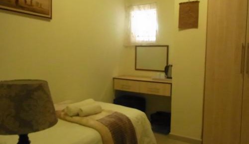 Basic Triple Room