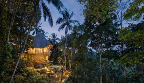 One Bedroom Riverfront Bamboo Villa with Pool