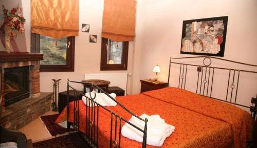 Deluxe Double Room with Lake View