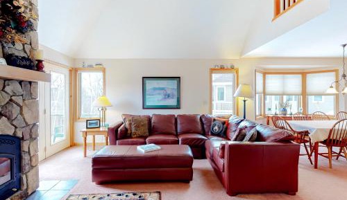 Four bedroom holiday home 