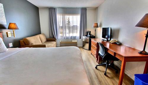 Classic Quadruple Room