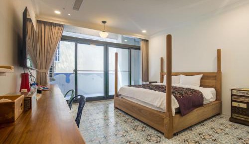 Superior King Room