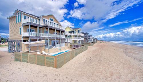 Six Bedroom Holiday Home