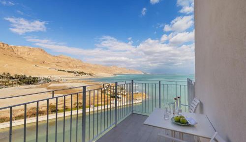 Superior Twin Room with Sea View