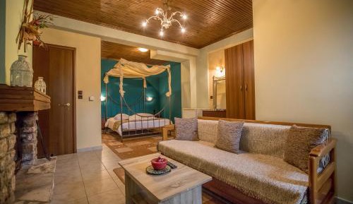 Iperiko - Superior Double Room with Lake View and Fireplace