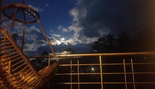 King Room with Mountain View