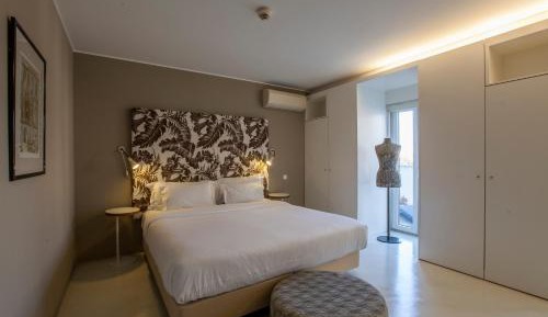 Two-Bedroom Apartment with Panoramic View 