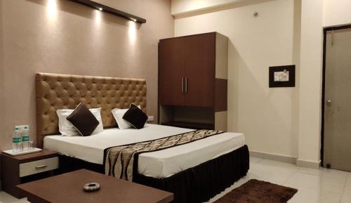 Deluxe Double Room - Indian nationals only