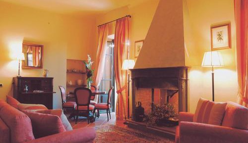 Two-Bedroom Deluxe Apartment