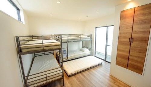 Economy Quadruple Room