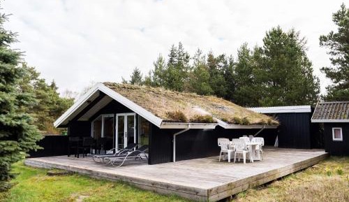 Two-Bedroom Holiday Home
