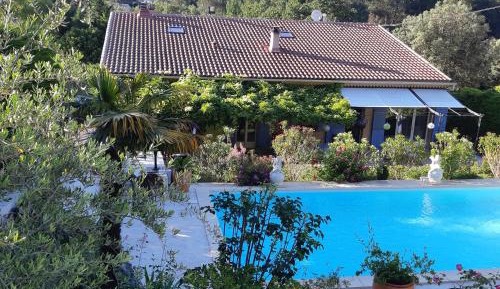 Superior Villa
