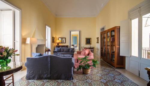 King Room with Balcony