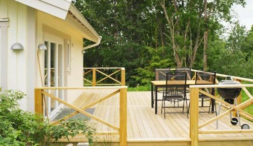 One-Bedroom Holiday Home