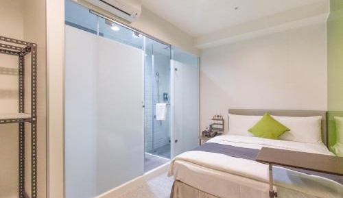 Standard Double Room-No Window