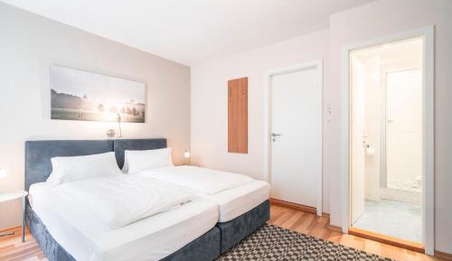 Double or Twin Room with Bathroom