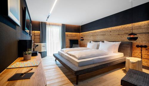 Large Double Room