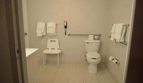 Suite with Two Double Beds - Hearing Accessible Tub - Non-Smoking