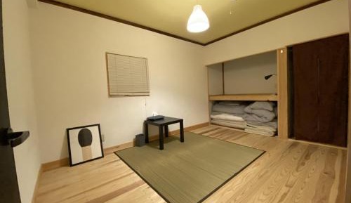 Economy Twin Room