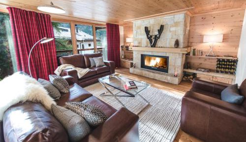Four-Bedroom Apartment (8 Adults)
