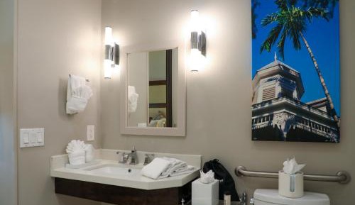 Deluxe Queen Room - Disability Access