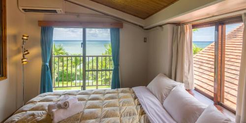 Three-Bedroom Chalet with Sea View