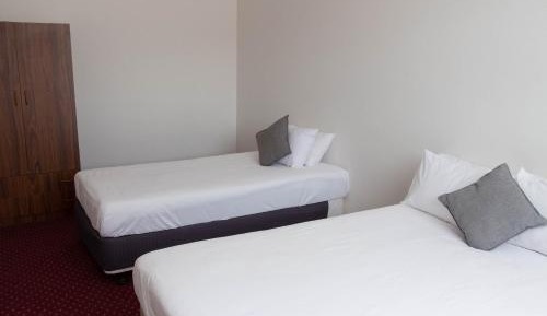 Triple Room with Shared Bathroom
