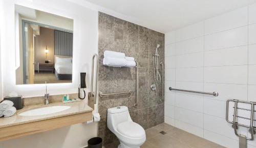 King Room - Disability Access