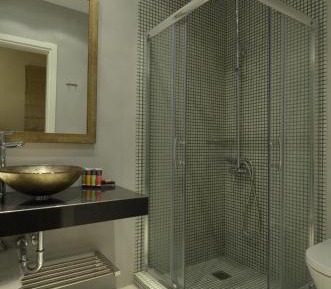 Two Bedroom Family Suite with Fireplace 