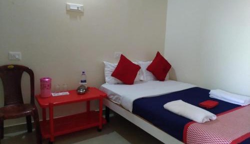 Standard Double Room with Shared Bathroom