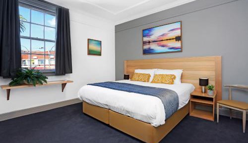 Deluxe King Room