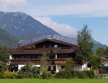 Six-Bedroom House