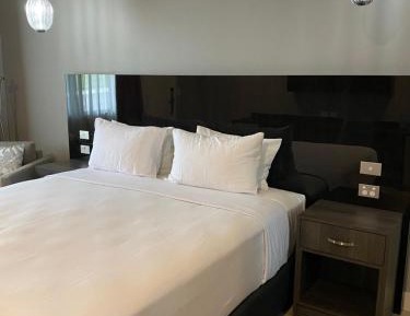 King Room with Spa Bath