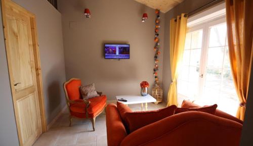 One-Bedroom Apartment with Terrace