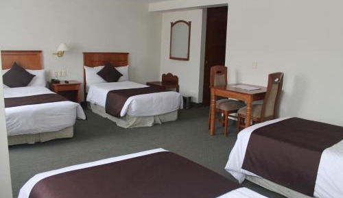 Family Room (4 Adults)
