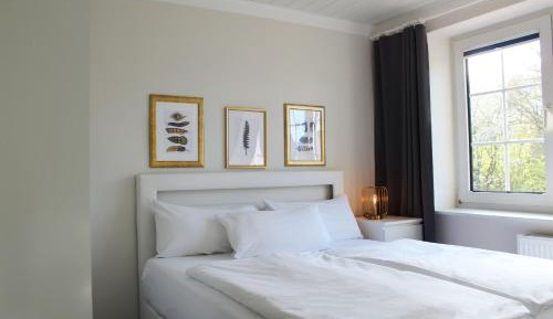 Small Twin Room