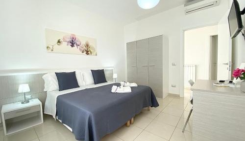 Double or Twin Room with Private Bathroom