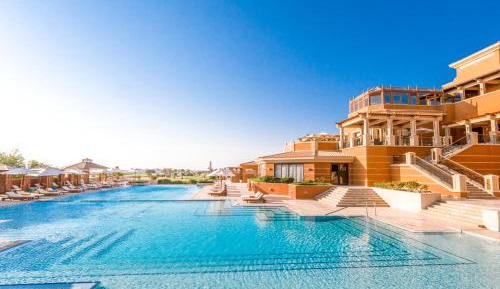 Deluxe King or Twin Golf and Sea view