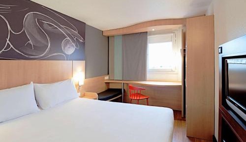 Standard Non Smoking Room with One Double Bed