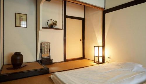 Triple Room with Shared Bathroom
