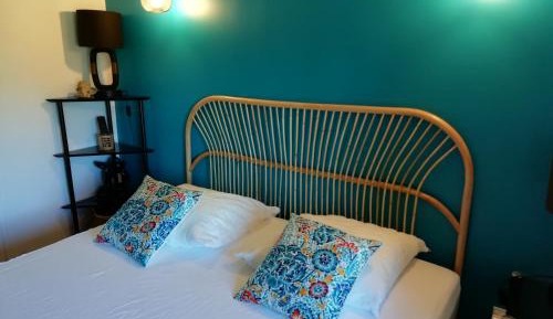 Queen Room with Garden View