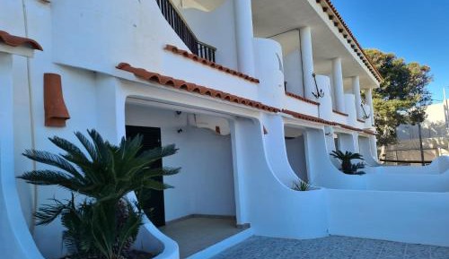 Studio Apartment with Sea View
