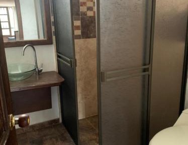 Apartment With Shared Bathroom