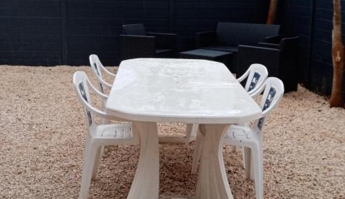 Studio with Garden View